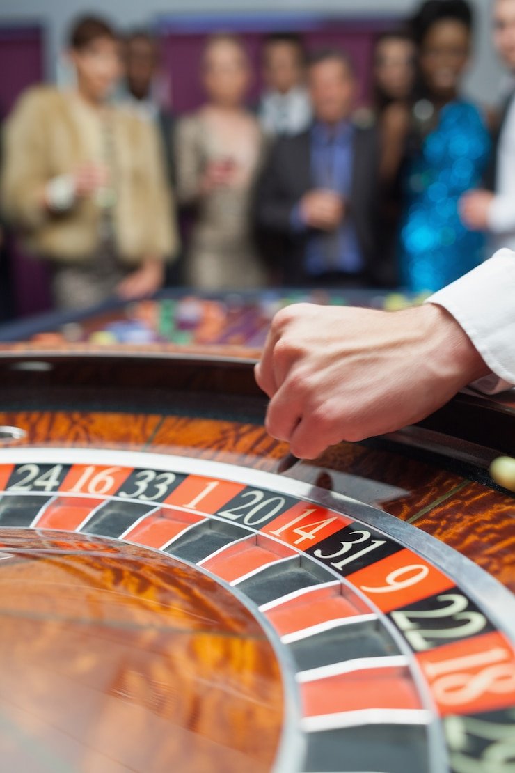 88baru in mobile app interface showing slot games and live casino